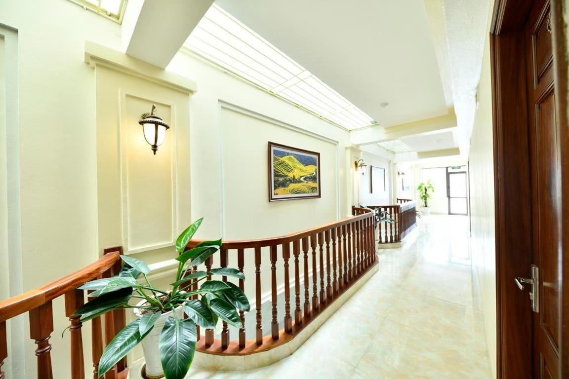 Sapa Symphony Hotel Bagian luar foto